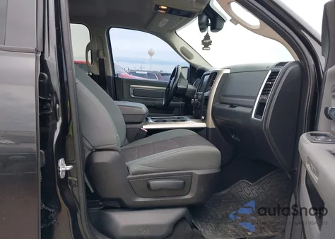 2015 Ram 1500 Lone Star z USA, uszkodzony, nr VIN 1C6RR7LT6FS733072